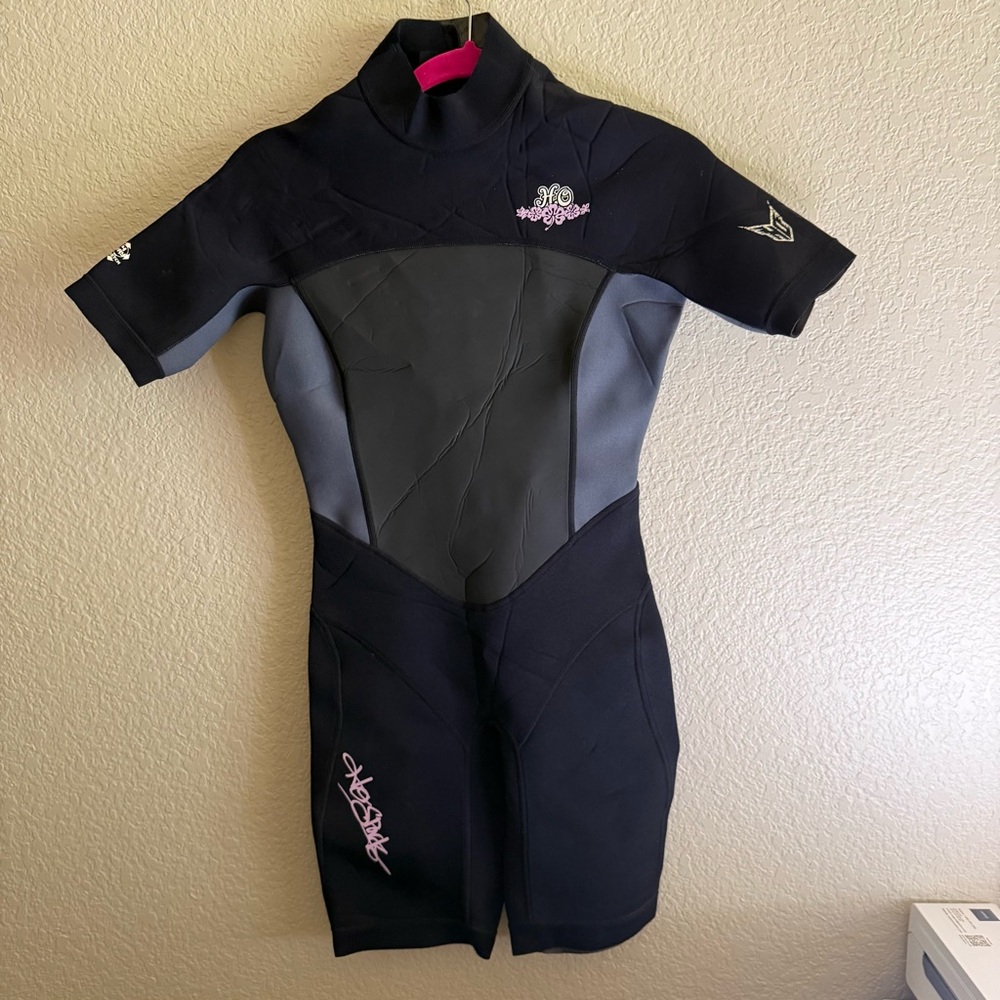 Women’s Size 8 HO Sports Wetsuit